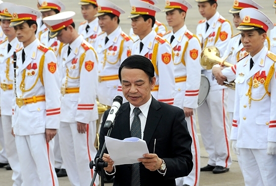 Công đoàn Dầu khí Việt Nam báo công dâng Bác