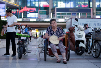 Dịch vụ chăm sóc thông minh cho người già nở rộ ở Trung Quốc