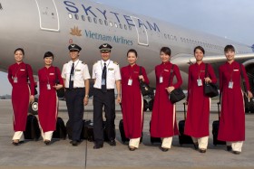 Ngắm các nữ tiếp viên hàng không trên thế giới