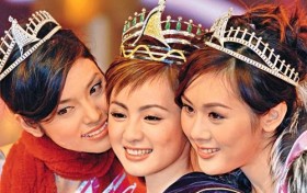 Hoa hậu châu Á bị ép “tiếp khách”