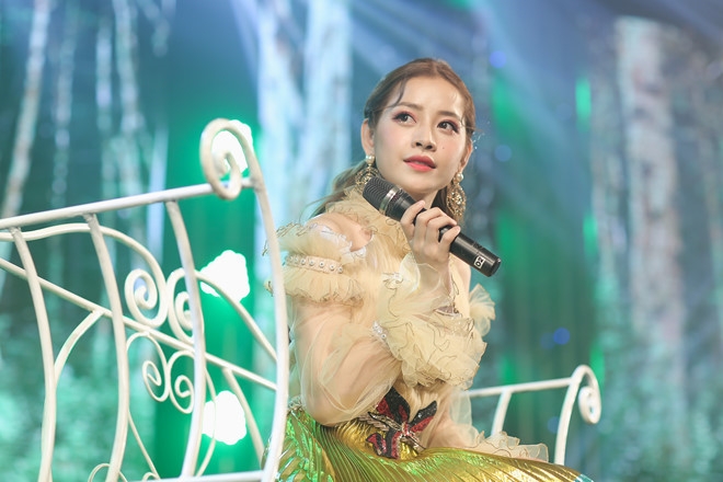 Vì sao Chi Pu được biểu diễn tại Hoa hậu Việt Nam 2018?