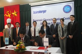 Schlumberger tài trợ Trung tâm mô hình hóa mỏ cho ĐH Mỏ - Địa chất