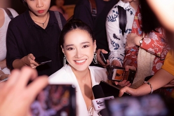 Nhã Phương tái xuất showbiz sau tin đồn sinh con gái đầu lòng