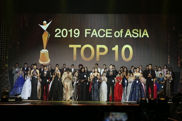 nguoi mau quynh anh lot top 10 face of asia