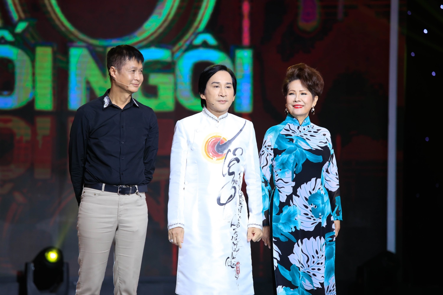 phuong cam ngoc dang quang quan quan sao noi ngoi 2019