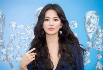 Song Hye Kyo tạm dừng đóng phim, muốn nghỉ ngơi sau ly hôn