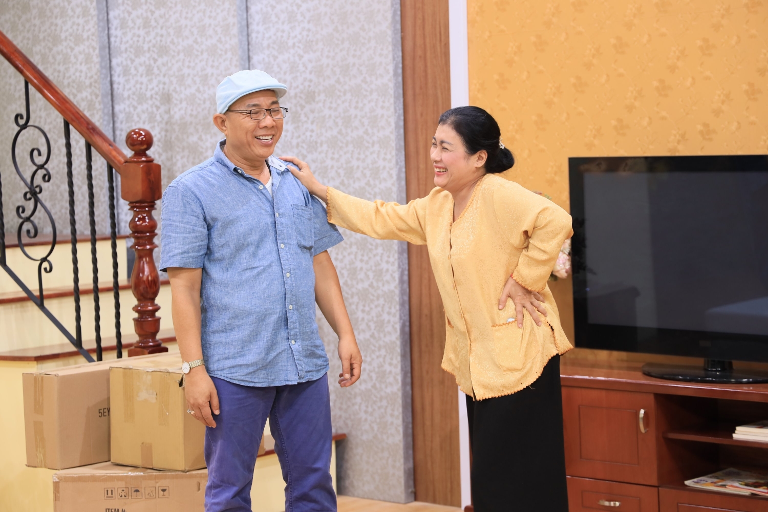 nghe si trung dan bi cha mang vi khoe khoang thu nhap tien ty