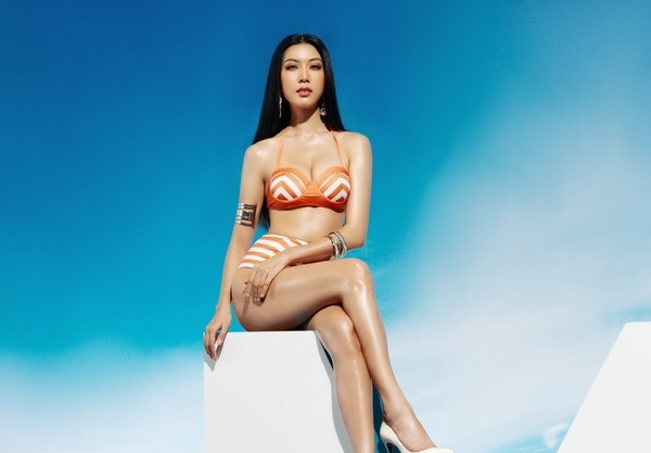 Top 45 Hoa hậu Hoàn vũ Việt Nam khoe vẻ nóng bỏng với bikini