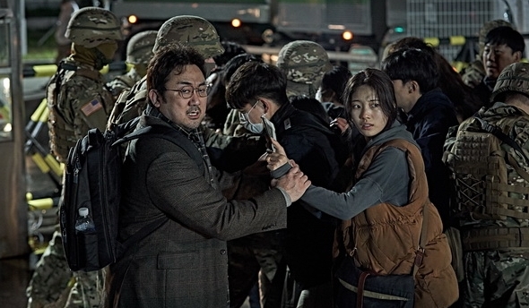 "Đại thảm họa núi Baekdu" càn quét phòng vé tại Hàn Quốc