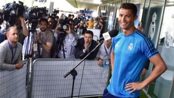 Ronaldo: 'PSG và Man United hãy quên tôi đi'