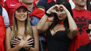 [PHOTO] Những fan nữ quyến rũ nhất vòng bảng EURO 2016