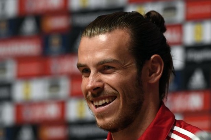 Gareth Bale không 'quan tâm' tới Ronaldo ở Euro 2016