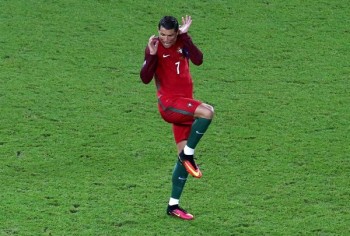 [PHOTO] Những khoảnh khắc đắt giá nhất EURO 2016