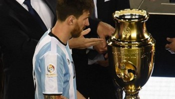 Quả bóng vàng FIFA 2016 sẽ thuộc về Messi!