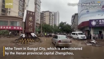 Người dân khốn khổ trong thảm cảnh mưa lũ ở Trung Quốc