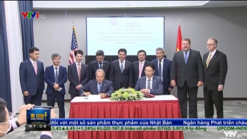 Lễ  ký kết thoả thuận liên  doanh  thành lập Công  ty  TNHH  kho  cảng LNG Sơn Mỹ